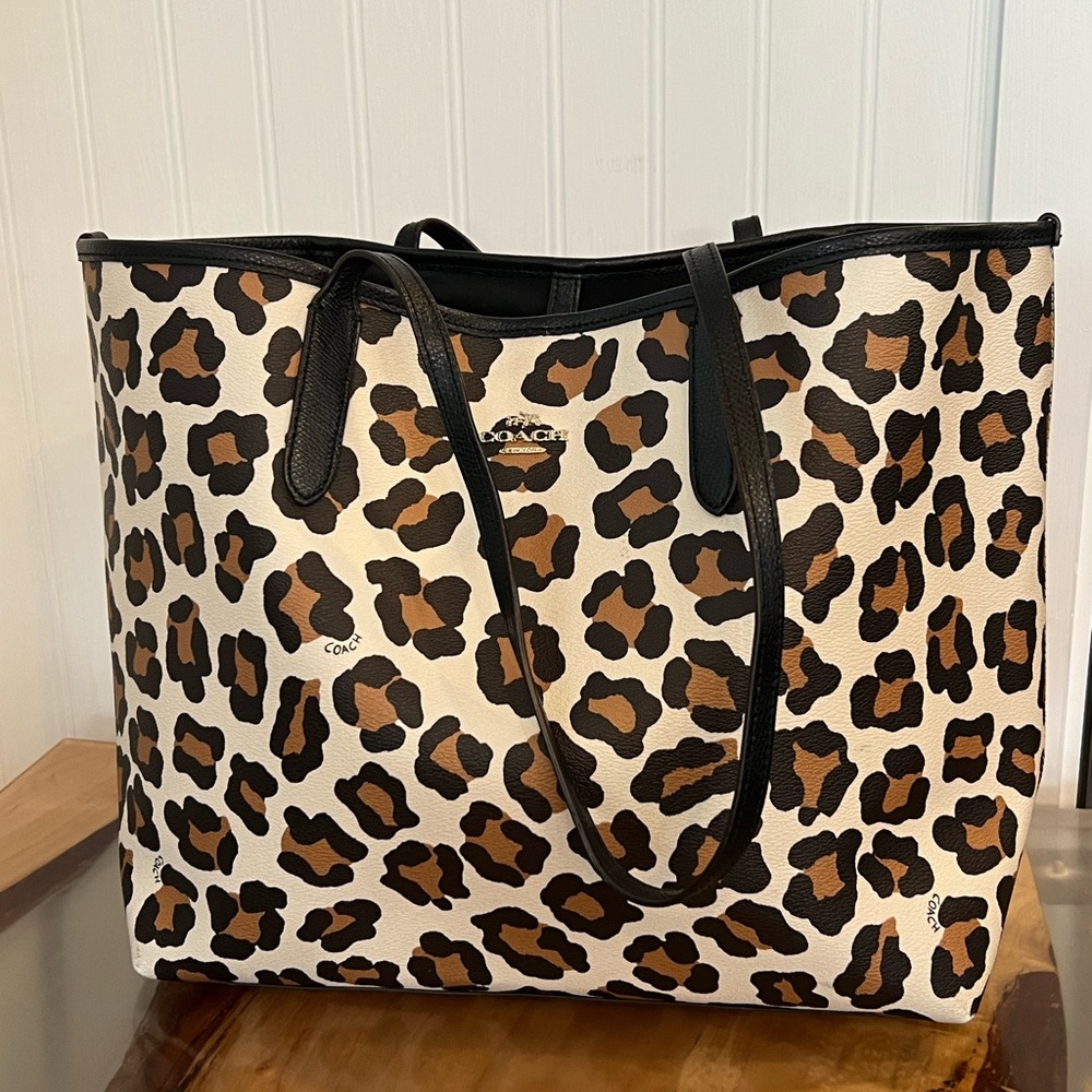 Coach large leopard tote